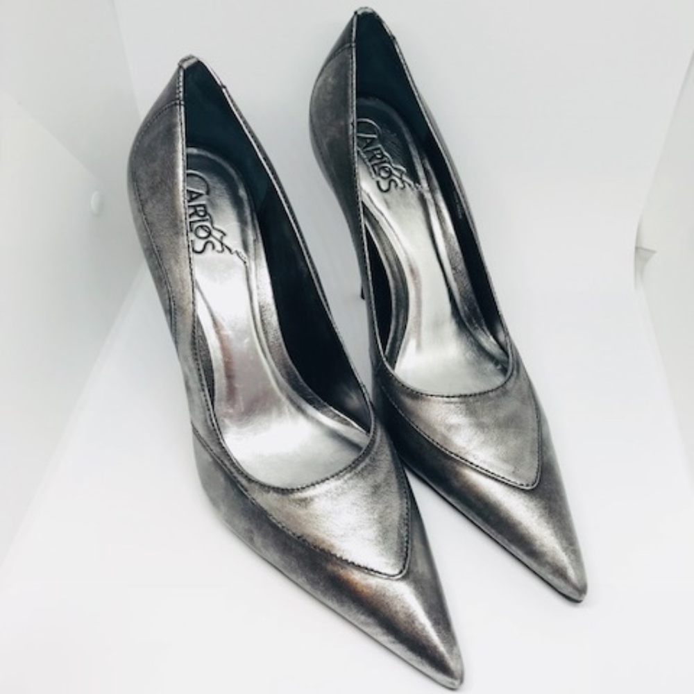 New pair of classic metallic high heels